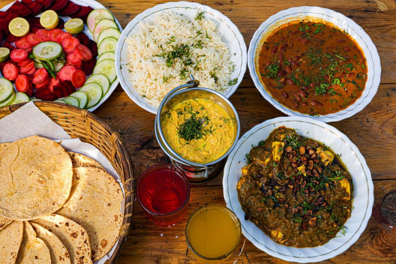 Saffronstays El Sueno, Mukteshwar -Villa Serving Pahadi Meals المظهر الخارجي الصورة